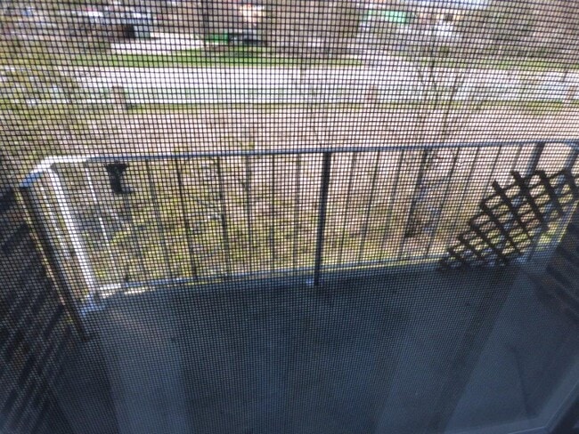 Building Photo - 1519 N Windsor Dr