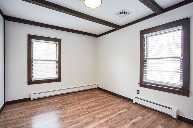 Building Photo - 52 Ludger Ave