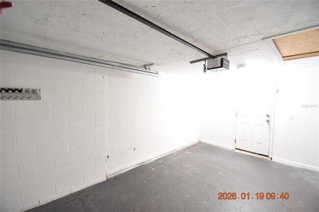 Building Photo - 17707 Sunrise Dr