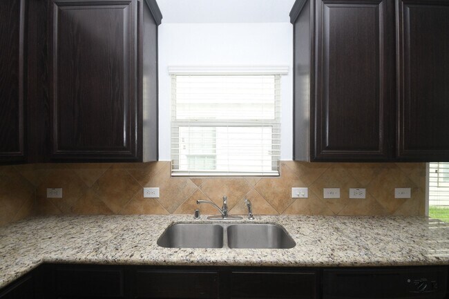 Building Photo - 25038 Tancy Ranch Ct