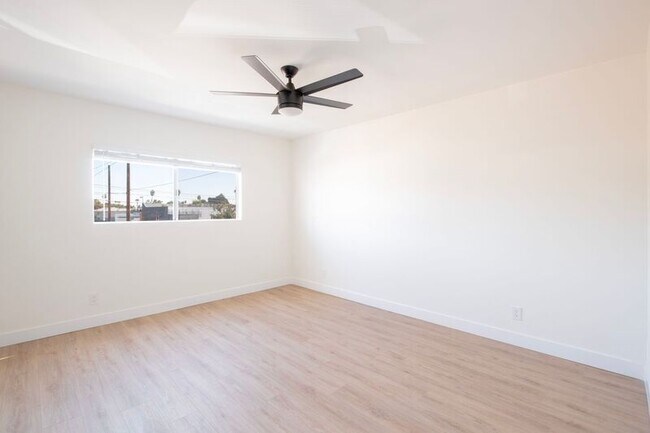 Building Photo - 5740 Camellia Ave