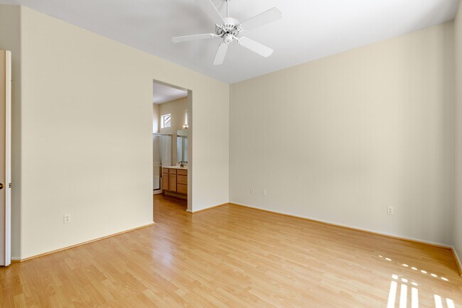 Building Photo - 78745 Platinum Dr