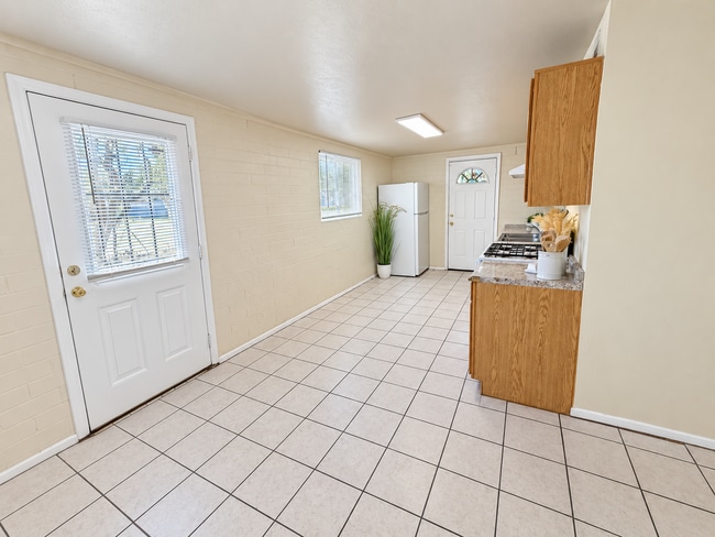 Building Photo - 3841 N 63rd Dr