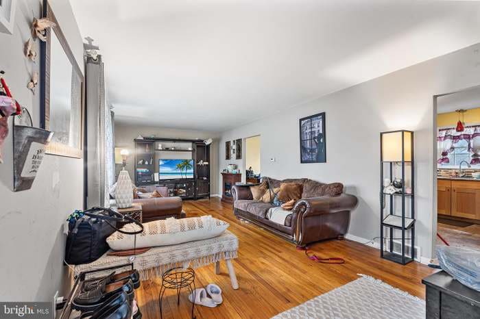 Building Photo - 80 Nancy Ln