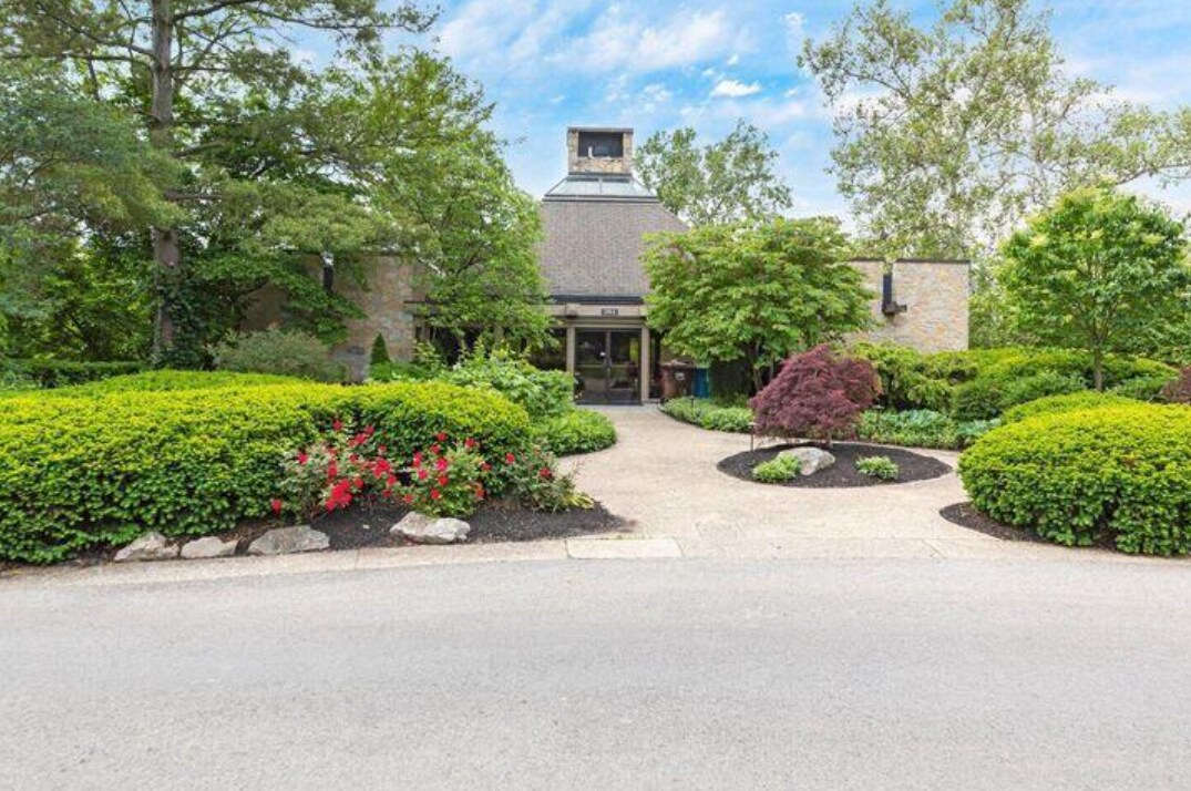 Building Photo - 1478 Cliff Ct