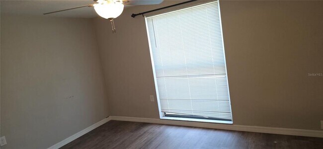 Building Photo - 10021 Cherry Creek Ln