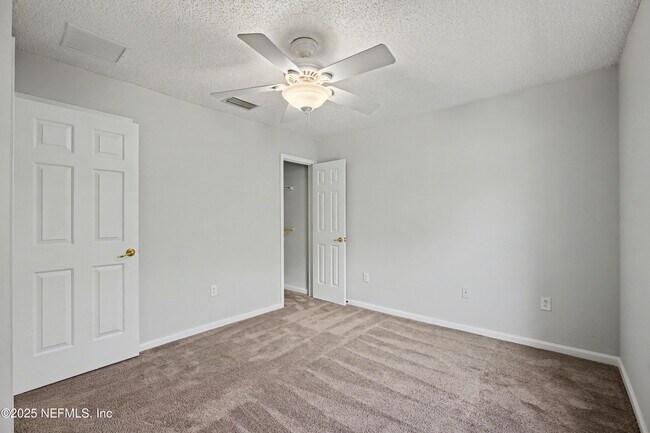 Building Photo - 1290 Ardmore St