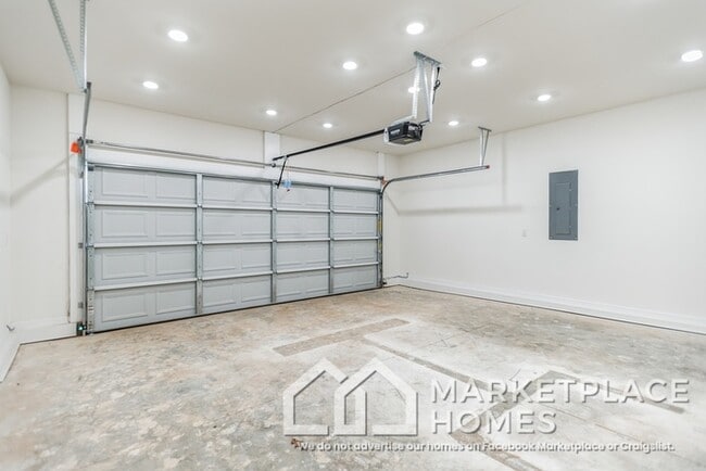 Building Photo - 2962 Berna Wy