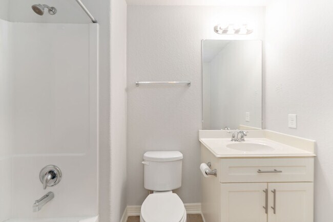 Building Photo - 9991 Boulder Bend Ln