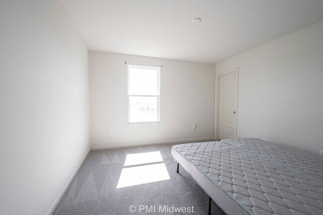 Building Photo - 6809 Blackwater Ln