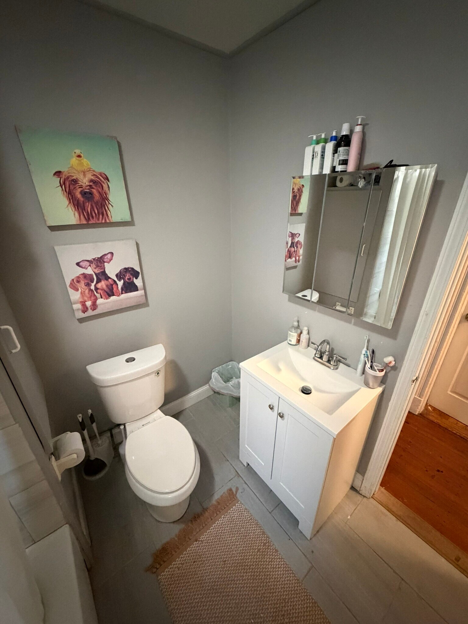 Building Photo - 121 Hillside St