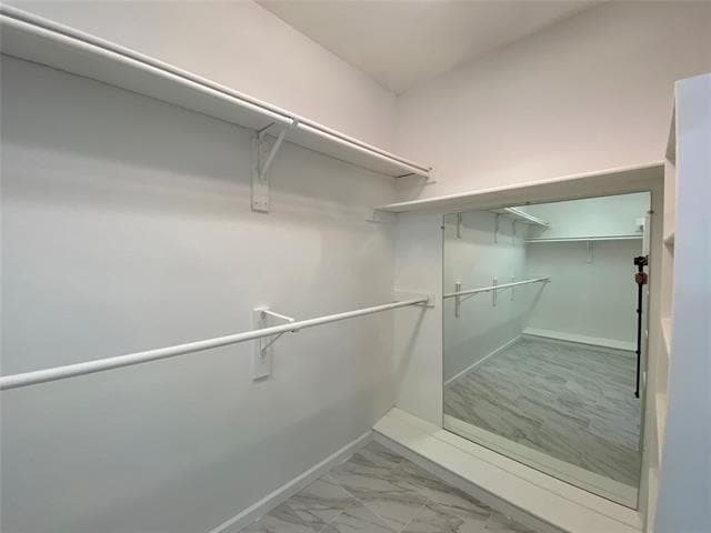 Building Photo - 904 Santa Cruz Dr