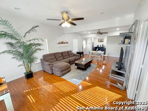 Building Photo - 723 Paso Hondo St