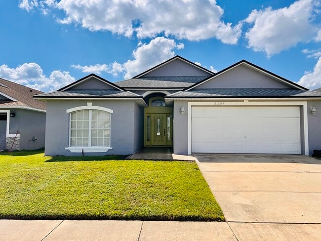 Primary Photo - Beautifully Updated 3 bedroom 2 bath home ...