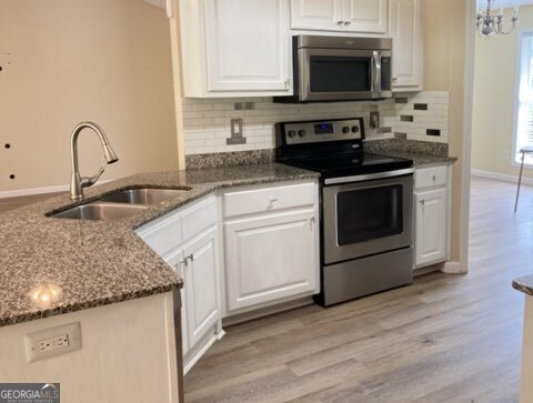 Building Photo - 3646 Hadley Pl