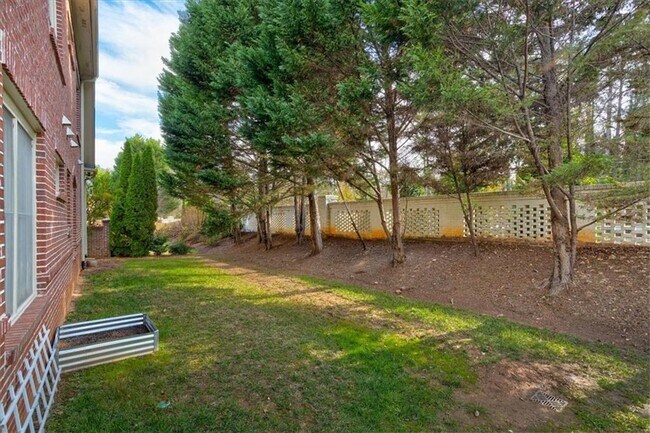 Building Photo - 5962 Spalding Park Pl