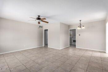 Building Photo - 121 E la Cienega Ave