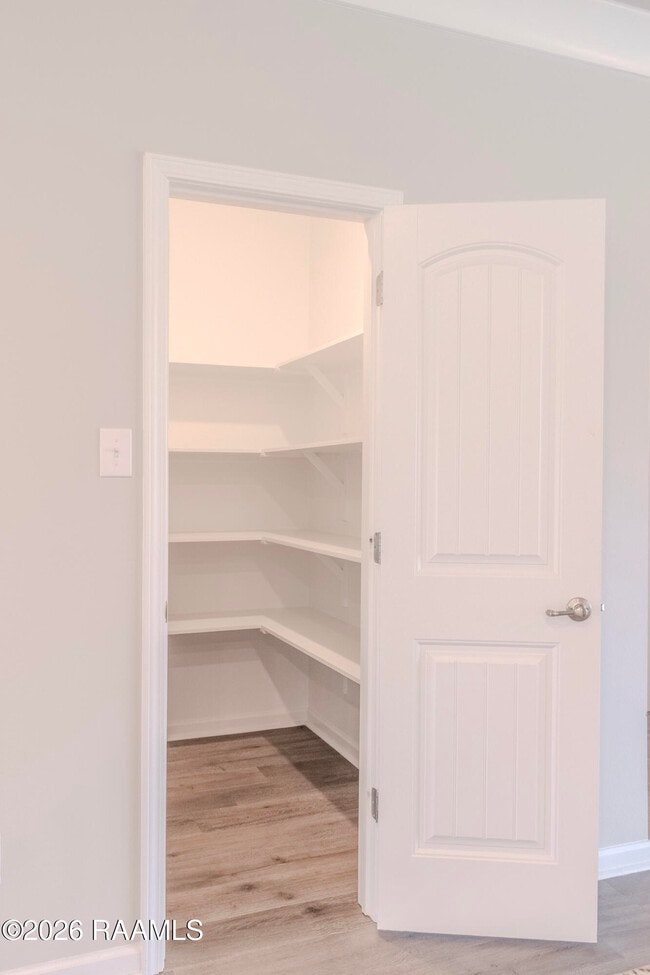 Building Photo - 400 Eastwood Dr