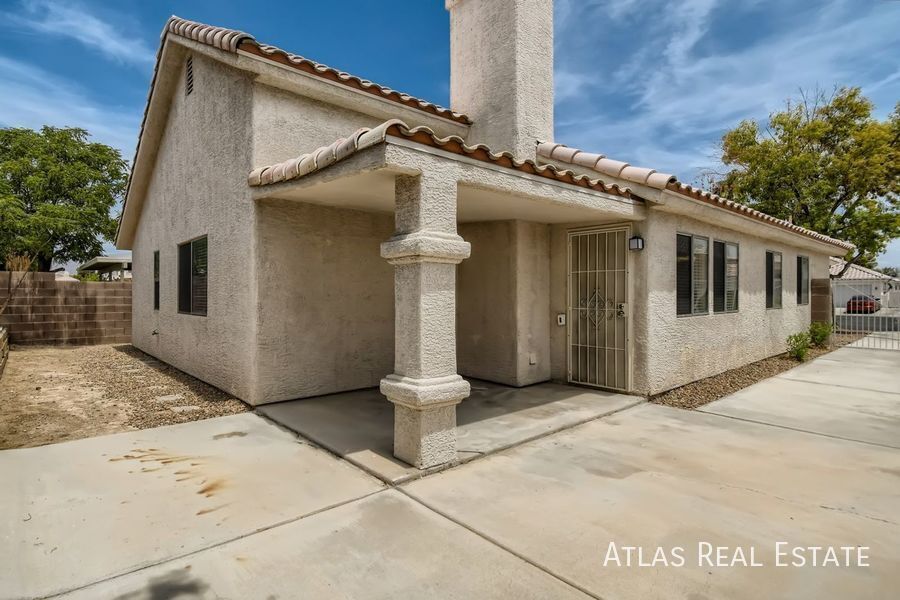 Building Photo - 4405 Sandhorse Ct
