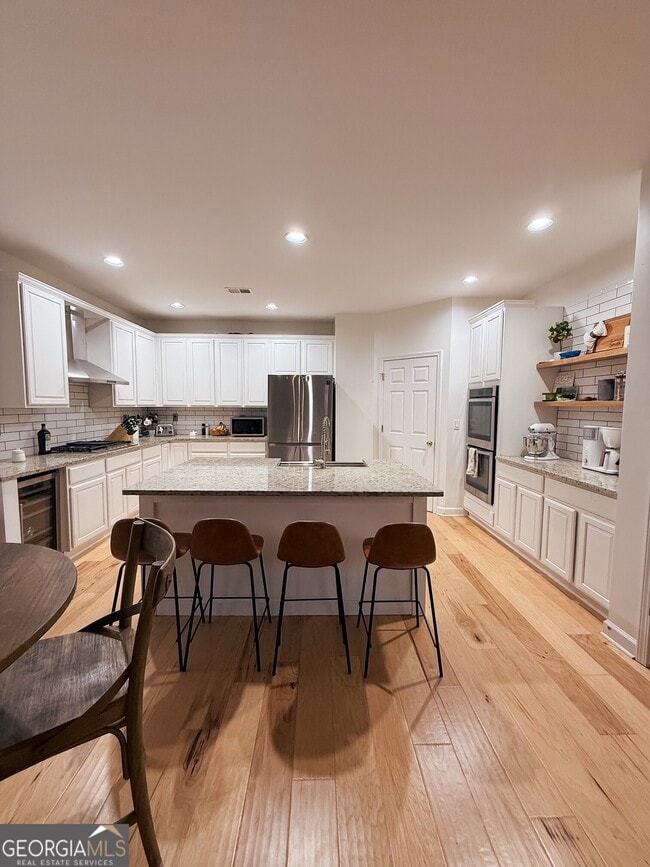 Building Photo - 109 Holly Springs Dr