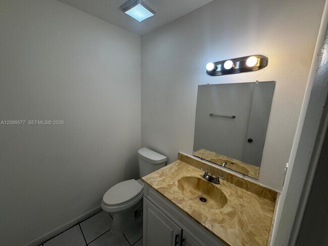 Building Photo - 16413 Grape Way