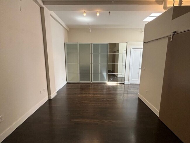 Building Photo - Charming 1bd/1ba Condo – Denver Dry Goods ...