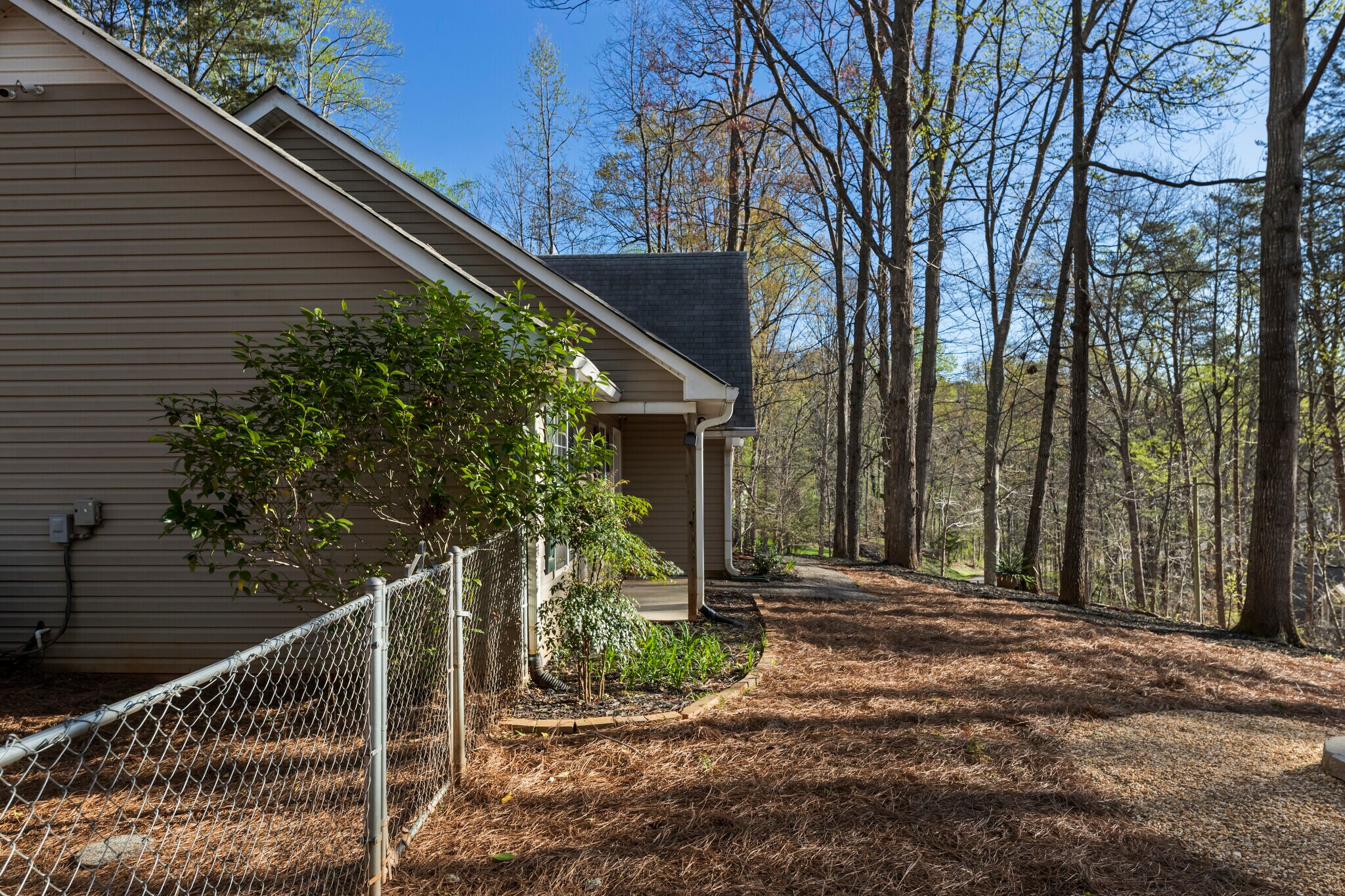Building Photo - 6605 Overton Cir