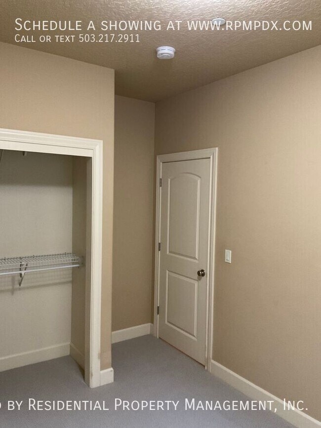 Building Photo - 18278 SW Santoro Dr