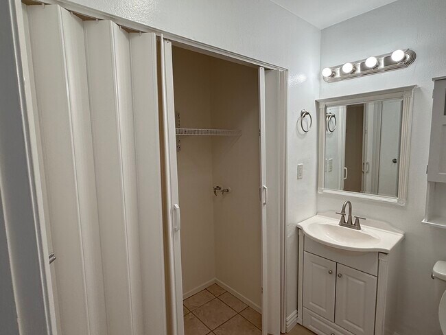 Building Photo - 28015 Sarabande Ln