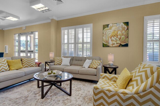 Building Photo - The Residences at Cypress Preserve, Beautiful, Ground Floor,  2B/2B Apartment in FWB in Pristine ...