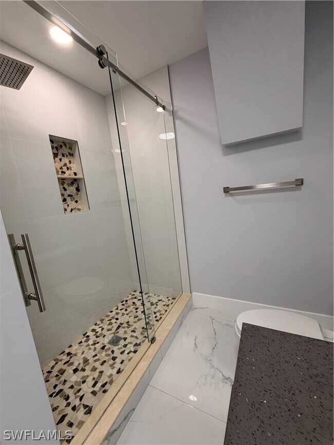 Building Photo - 3711 4th Ave NE