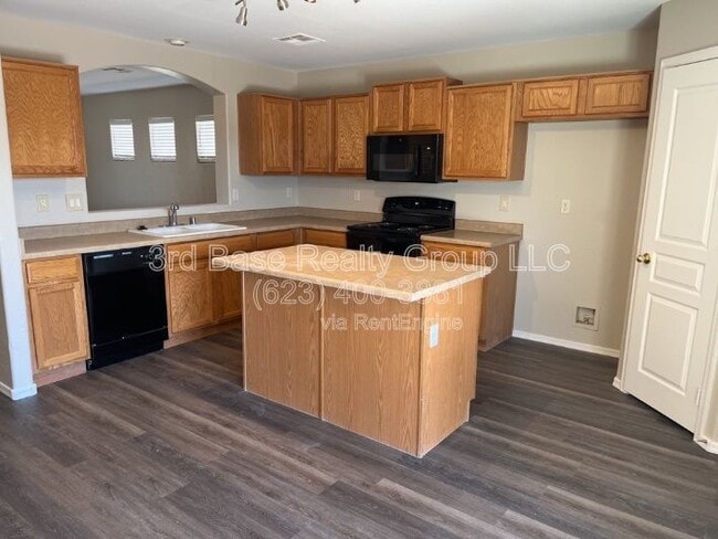 Building Photo - 11417 W Rio Vista Ln