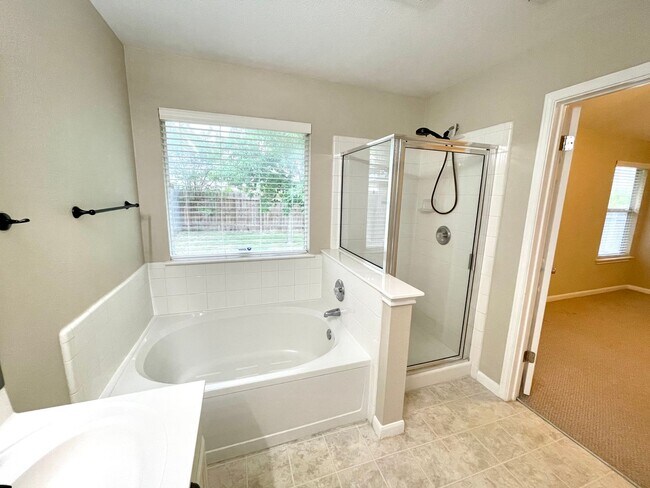 Building Photo - Charming 3-Bedroom Oasis in Round Rock