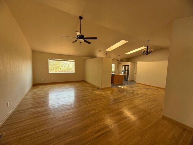 Building Photo - 1839 Melanie Ct