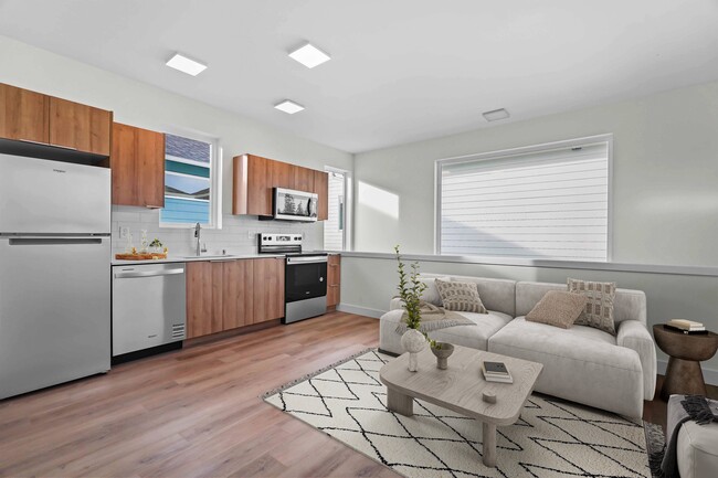 Building Photo - Residences at McCormick Village