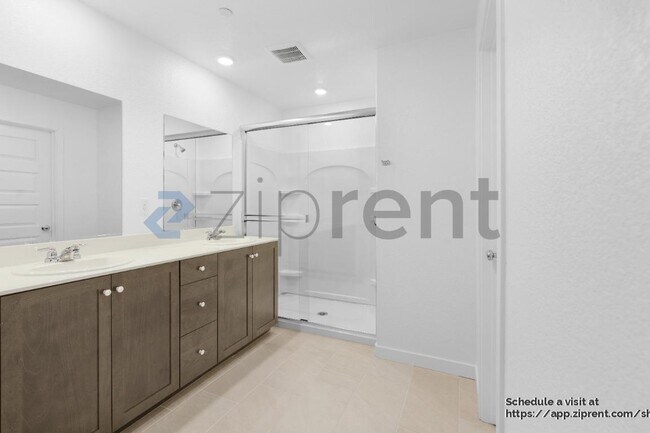 Building Photo - 8492 Anker Wy