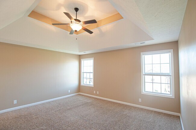 Building Photo - 613 Fennec Way