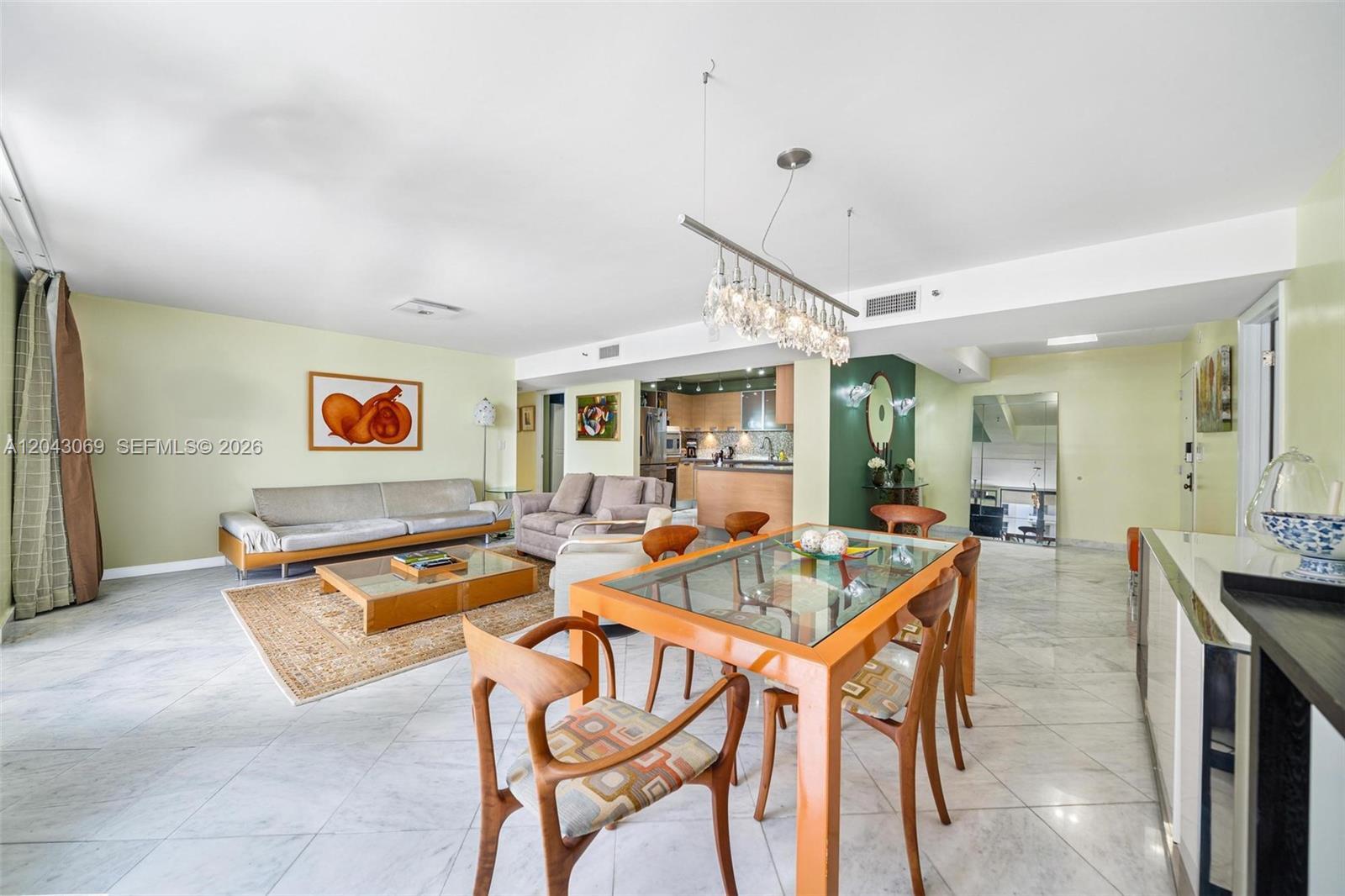 Building Photo - 1623 Collins Ave