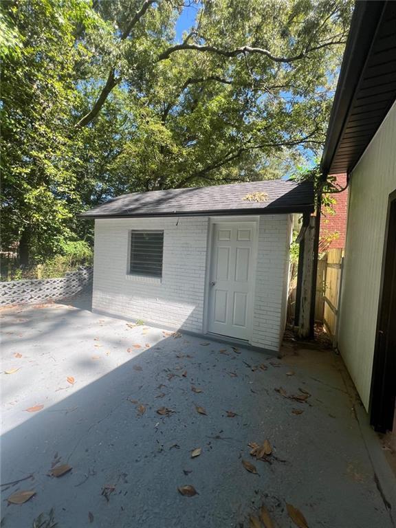 Building Photo - 2545 Plantation Dr