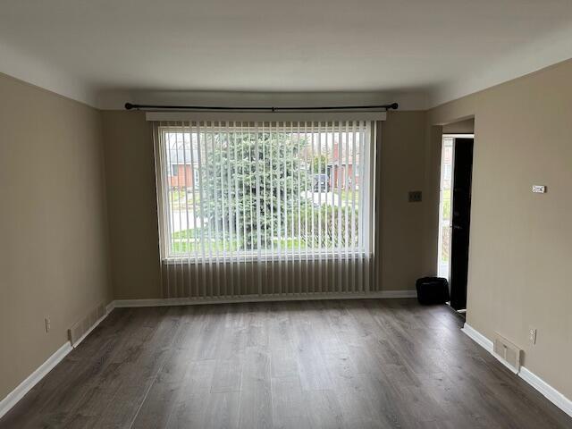 Building Photo - 18547 Hillcrest St