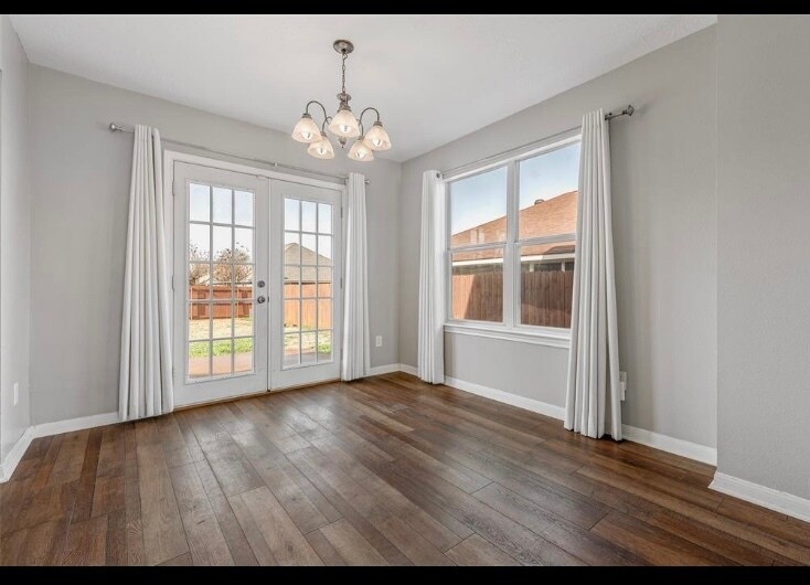 Building Photo - 1600 Kingsgate Dr