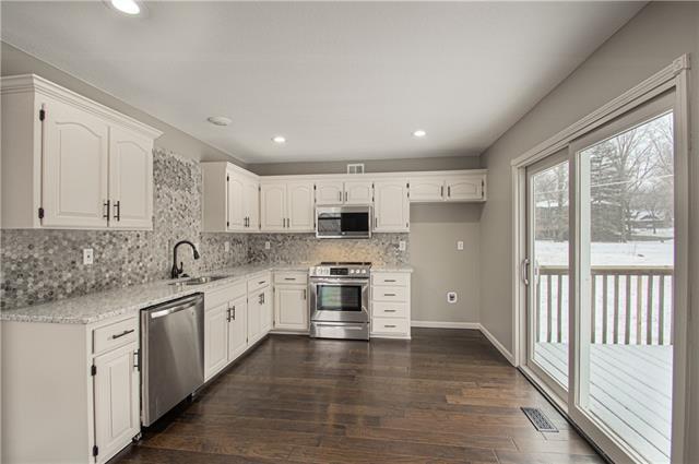 Building Photo - 3829 N 123rd Terrace