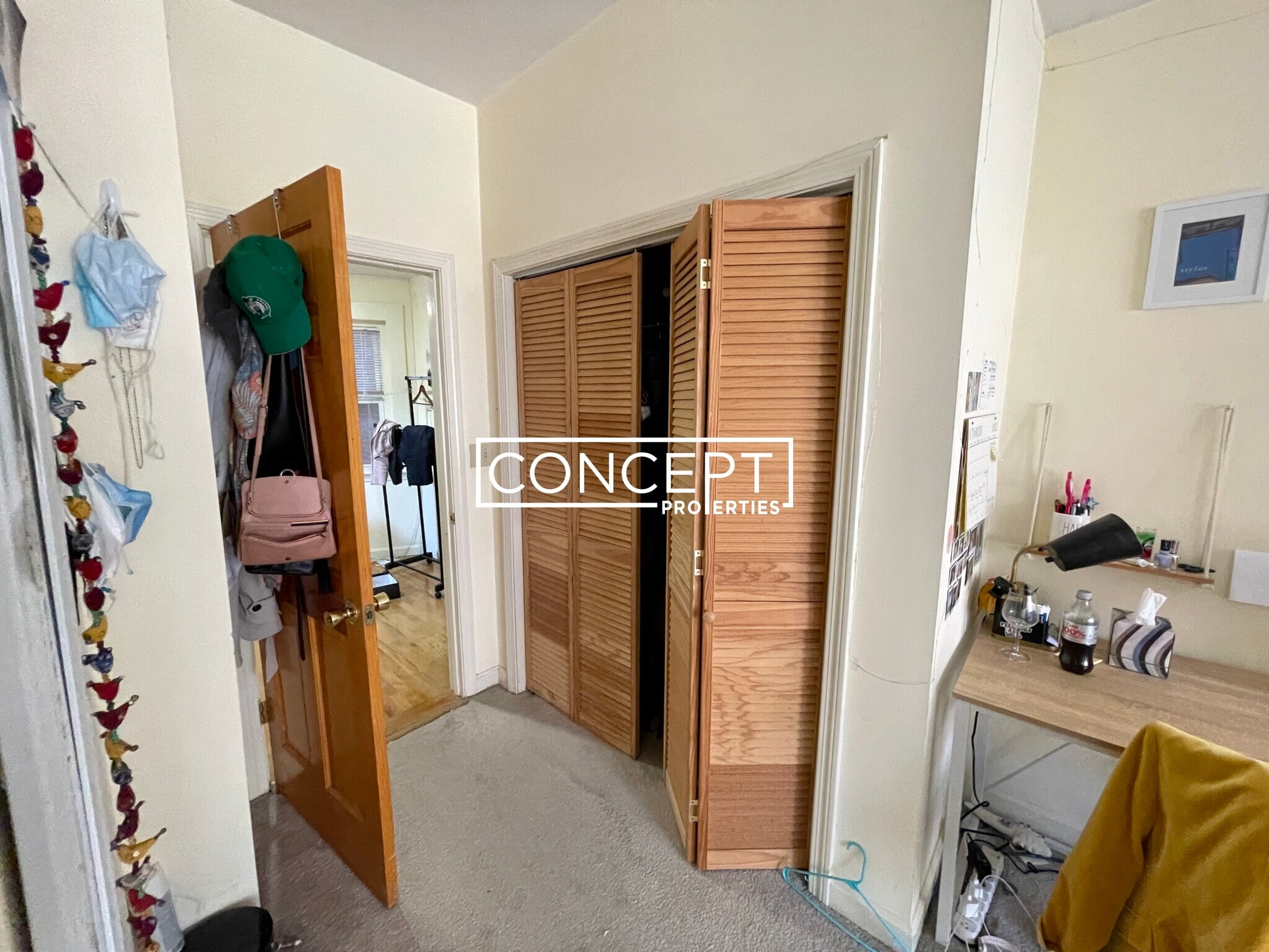 Building Photo - 1406 Beacon St