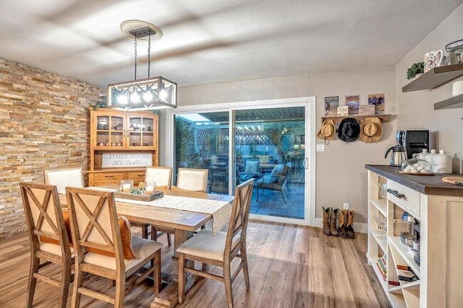 Building Photo - 5045 N 81st St