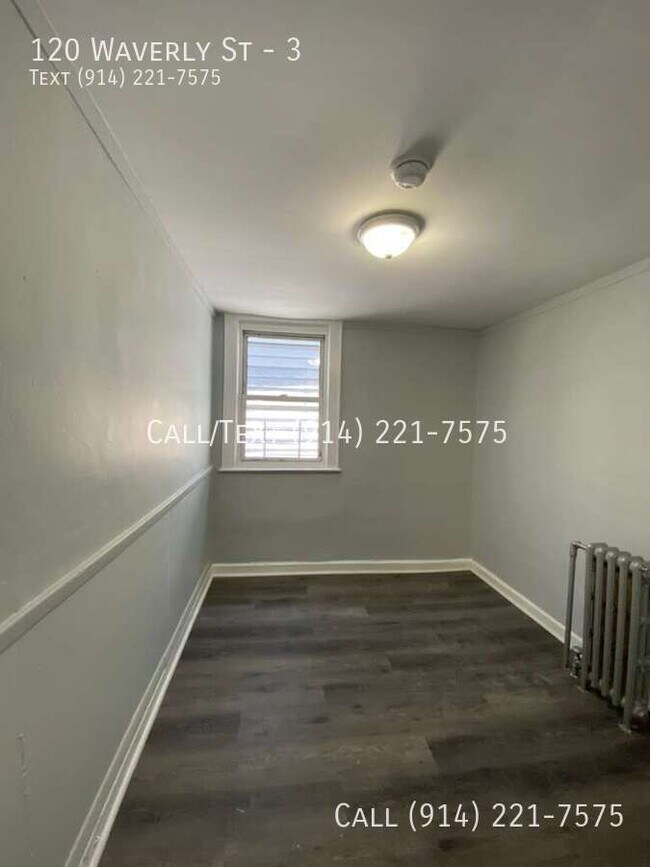 Building Photo - 120 Waverly St
