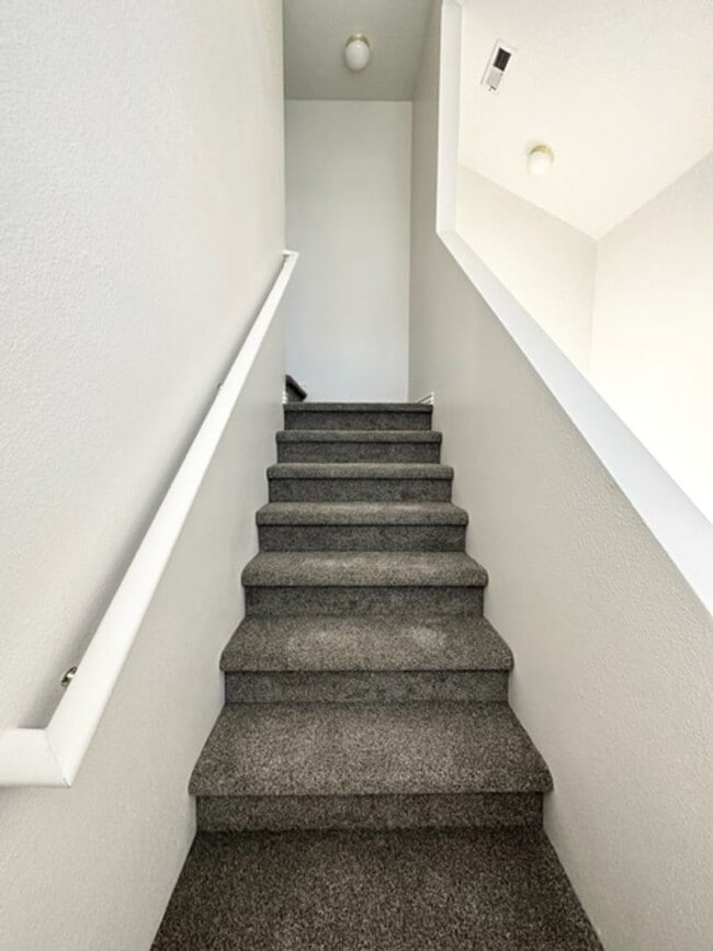 Building Photo - 3915 Washington Ave