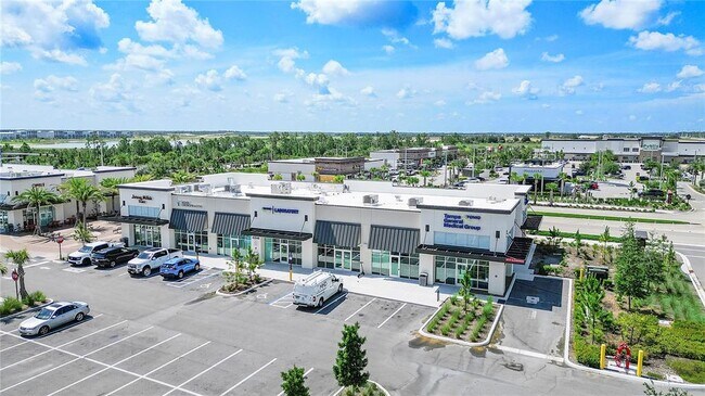 Building Photo - 16369 Palmetto St