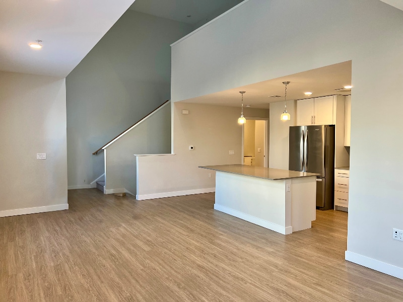 Building Photo - 2912 Mayflower Cir