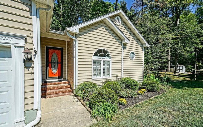 Building Photo - Single Family home in Oak Crest Farms