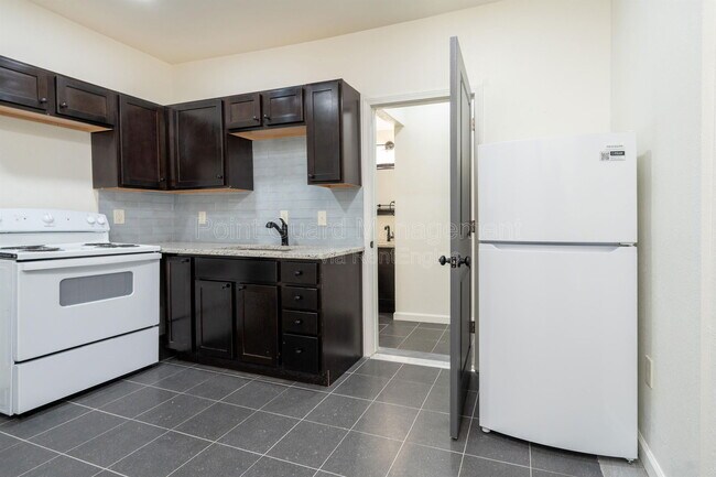 Building Photo - 169 S Belmont St